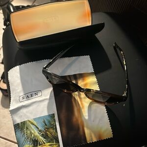 Raen women’s sunglasses